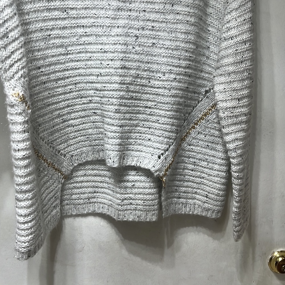 Nice Sweater - image 2